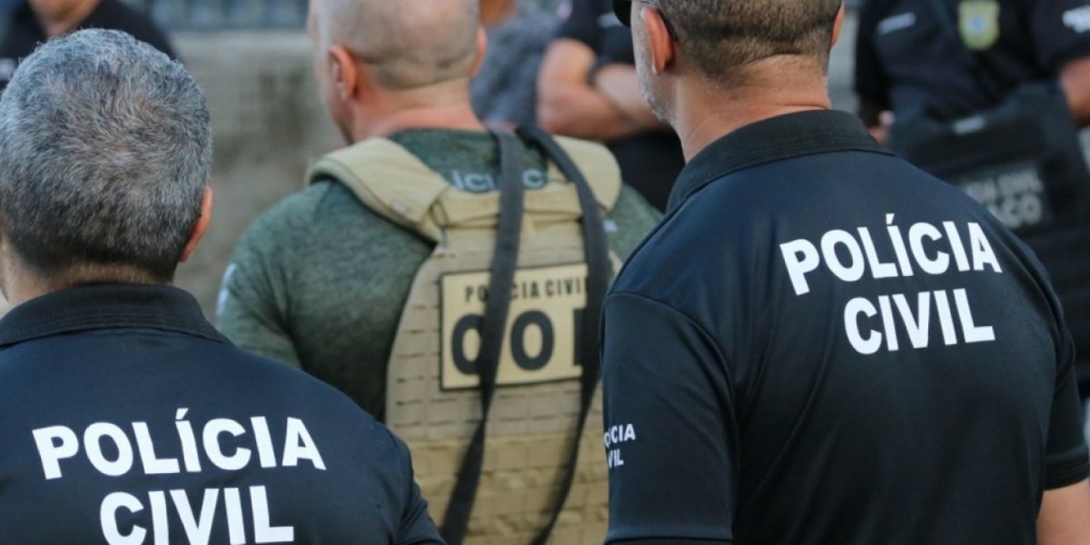 Jornalista presa por racismo contra policial tem liberdade provisória decretada