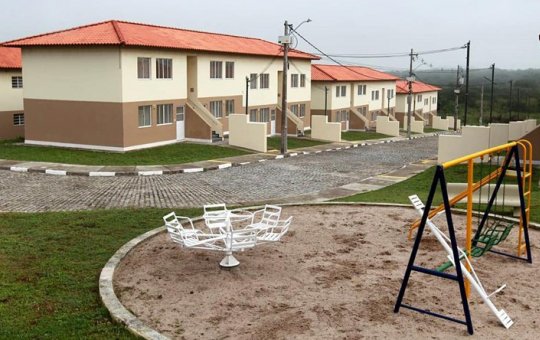 Mais de 1300 famílias ganham imóveis pelo Minha Casa, Minha Vida