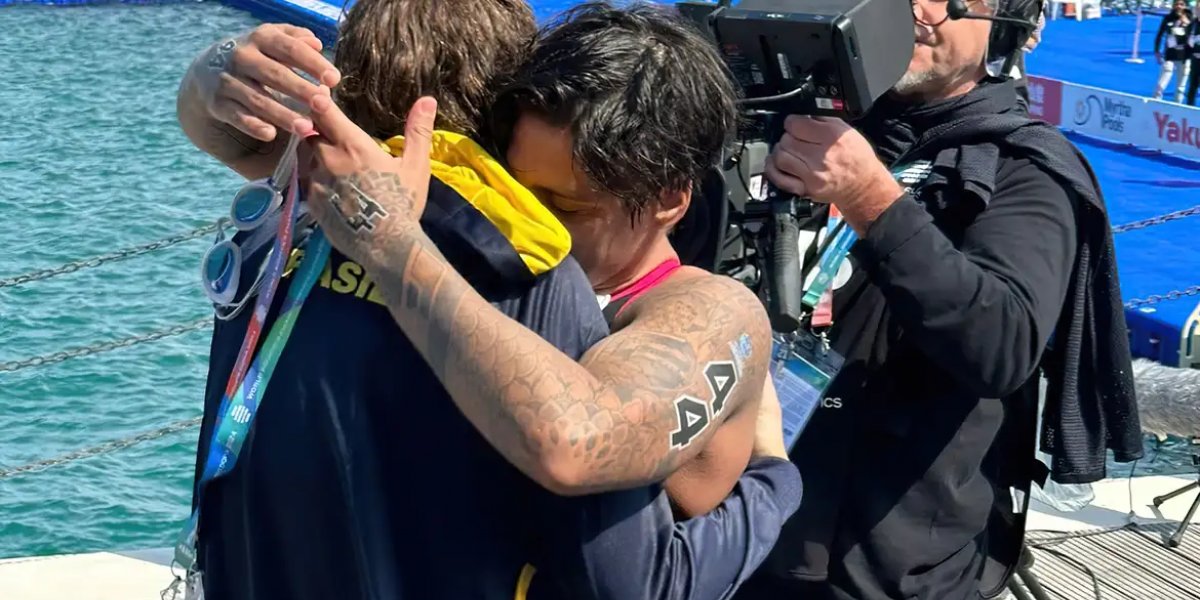 Ana Marcela conquista medalha de bronze em MUndial de natação