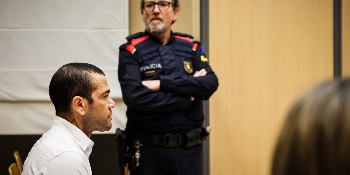 Ministério Público pede nove anos de prisão para Daniel Alves