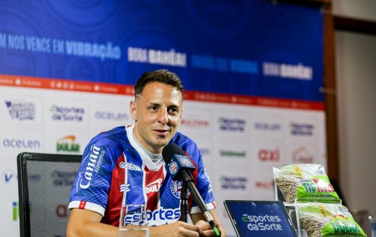 Santiago Arias é apresentado no Bahia e revela colaboração de compatriotas
