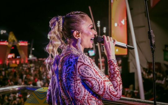 Varela Net Folia: Solange Almeida fala sobre o forró no Carnaval de Salvador
