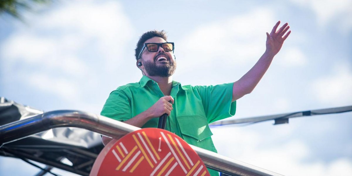 Kart Love puxou “Trio do Amor” na Barra e colocou foliões para arrochar