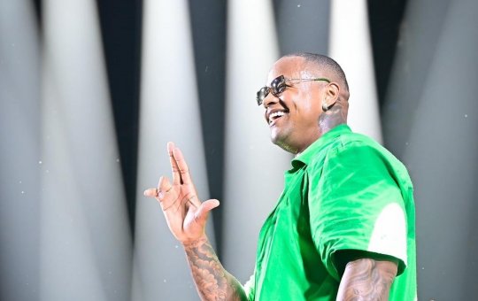 Léo Santana vai deixar a galera de “Perna Bamba” na terça do Camarote Club