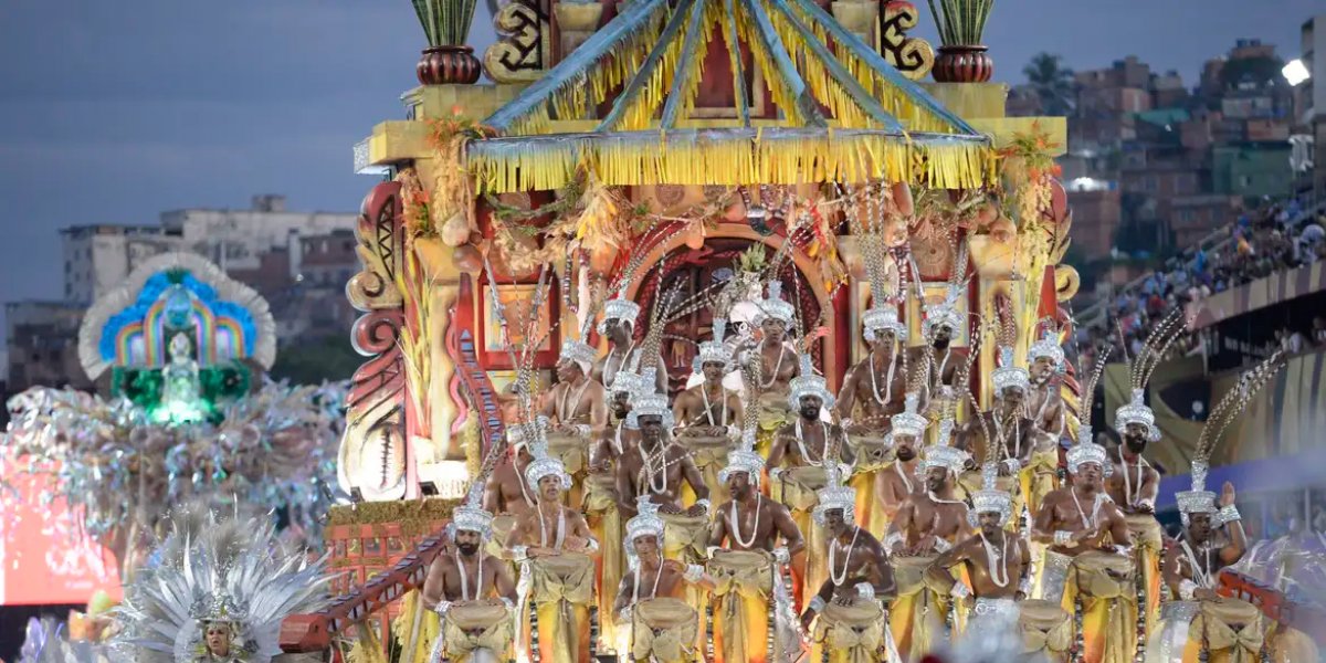 Nos 40 anos da Sapucaí, Viradouro é campeã do carnaval do Rio