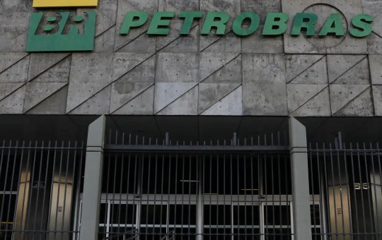 Parceria da Petrobras com árabes busca recuperar operação de refinaria