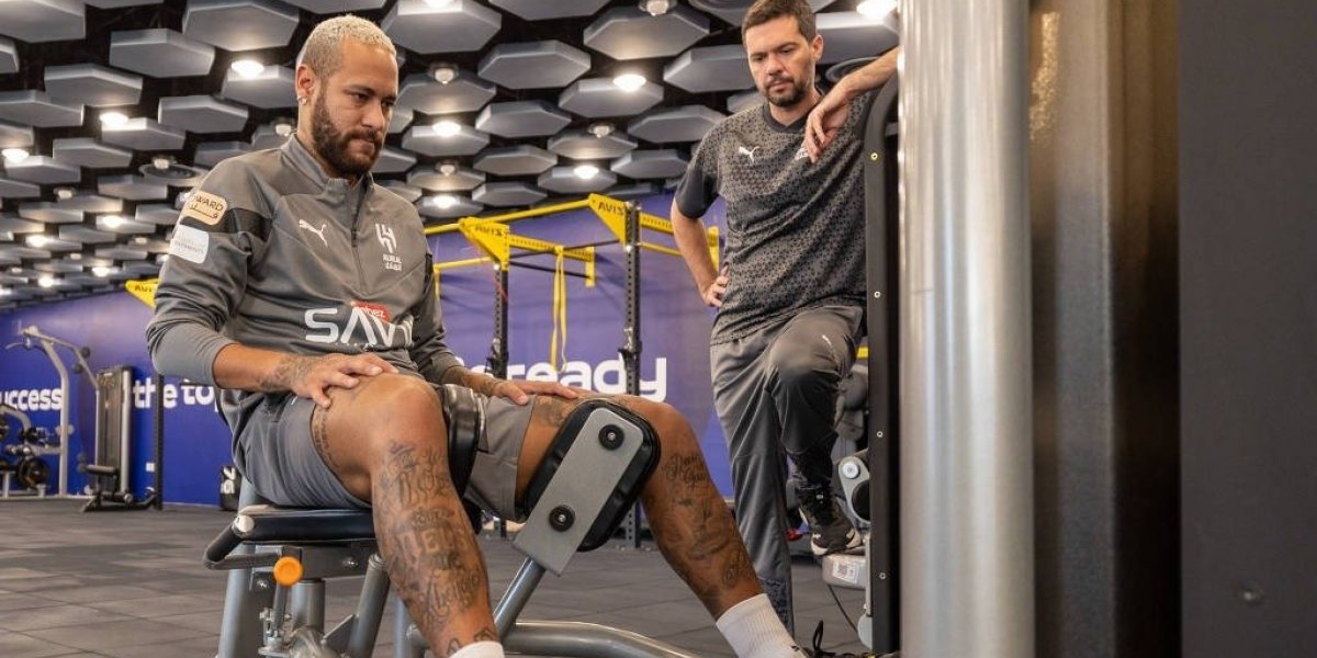 Neymar se recupera de lesão nas instalações do Al Hilal