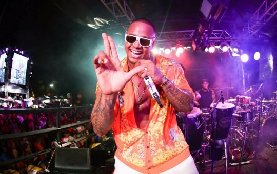 Show de Léo Santana em São Paulo é suspendido pela justiça; entenda