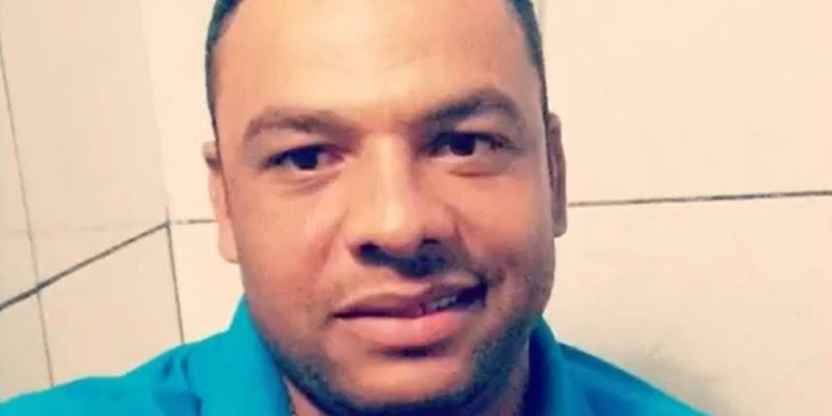 Motorista filma motociclista invadindo contramão e colidindo de frente com carro