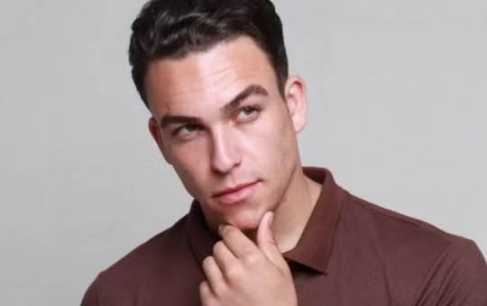 Jovem morre eletrocutado ao ajudar amigo a consertar cerca elétrica