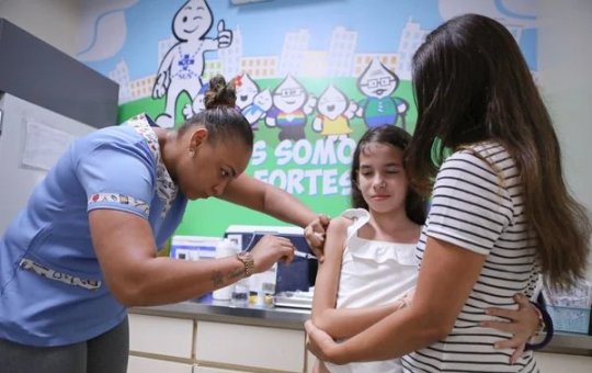 Vacinação contra a dengue já imunizou mais de 2 mil crianças em Salvador