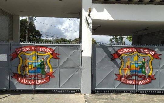 Detentos são transferidos para presídio de segurança máxima após motim