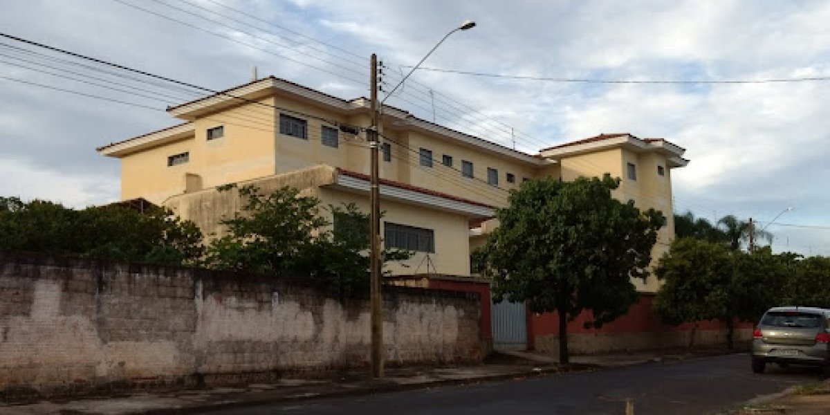 Mulher que roubou e matou idoso com golpe no pescoço é presa em SP