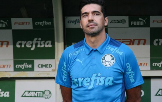 Abel Ferreira presta solidariedade ao Fortaleza após ataque a ônibus