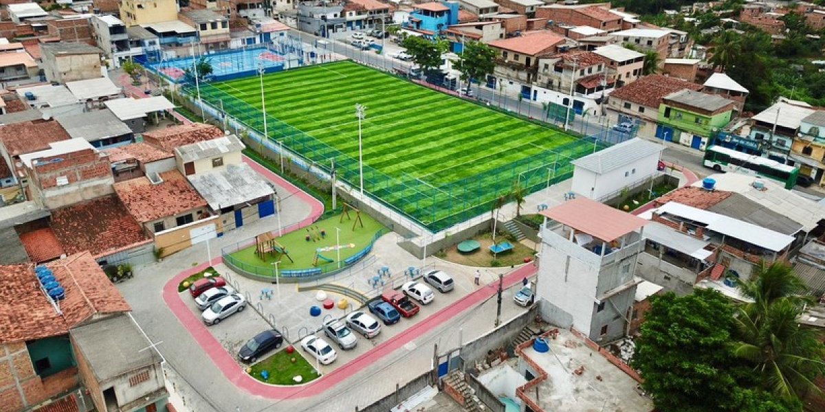 Complexo Esportivo Raimundo Varela celebra o legado do pai da comunicação baiana