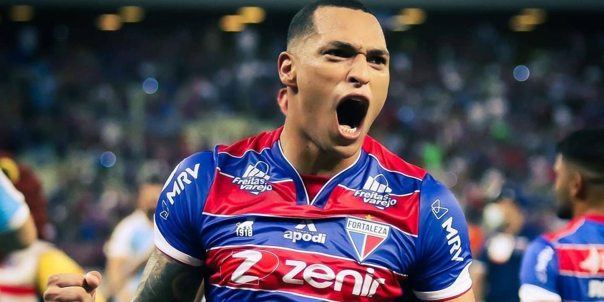 Titi fala sobre ataque a ônibus e se emociona: "Isso vai parar em morte"