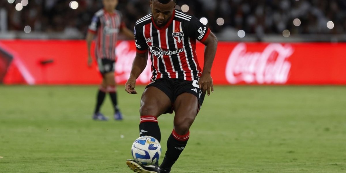 Vitória encaminha contratação de campeão da Copa do Brasil; veja quem