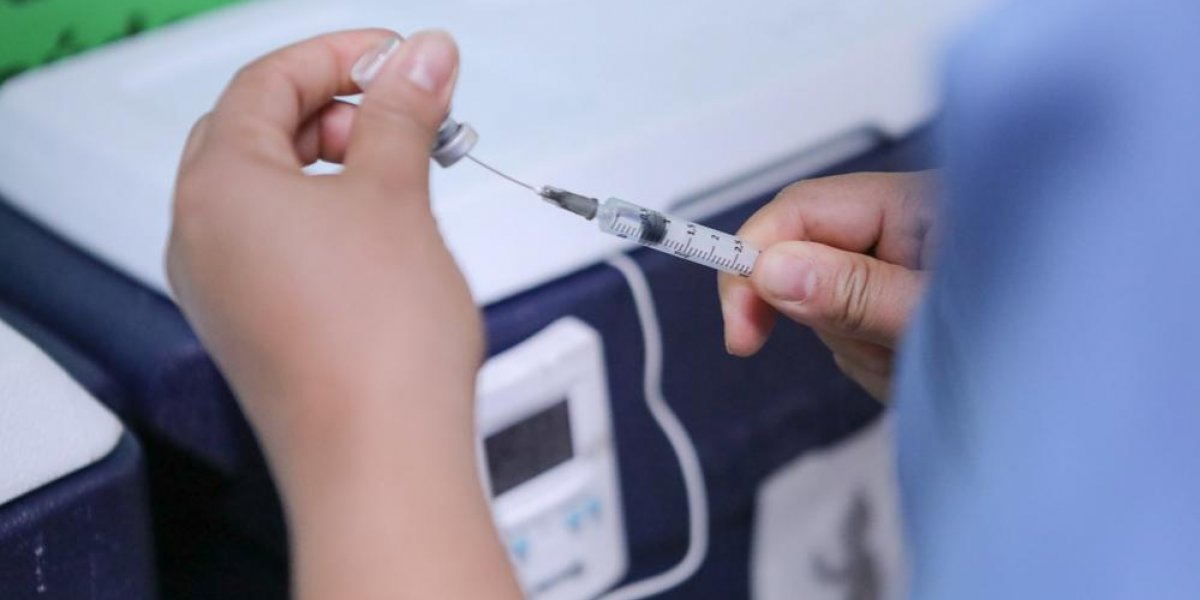 16 mil jovens são imunizados através da Campanha Salvador Contra a Dengue