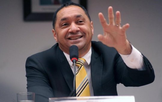 Tiririca é acusado de importunação sexual