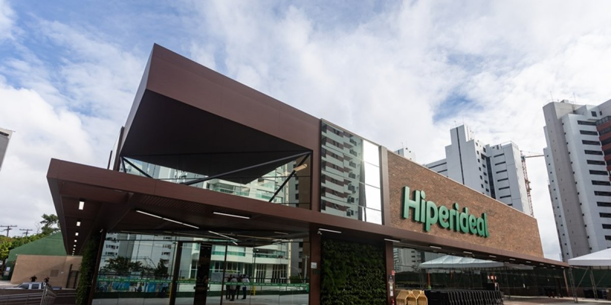 Suspeitos fazem arrastão em grande mercado da Pituba