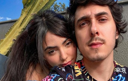 Felipe Castanhari anuncia fim de namoro com Nyvi Estephan e revela motivos