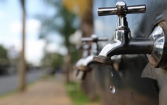 Fornecimento de água é suspenso na região do subúrbio de salvador