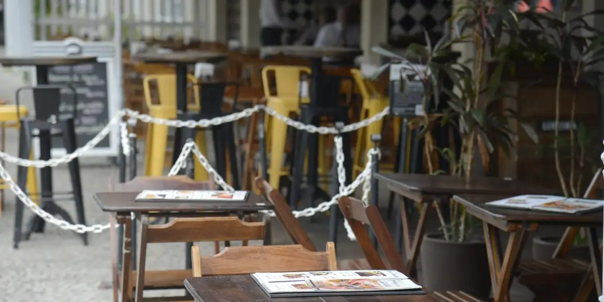 Número de bares e restaurantes com prejuízo em janeiro aumenta 60%