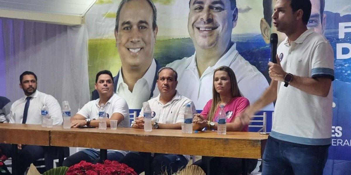 Léo Lopes oficializa pré-candidatura à prefeitura de Itamaraju na Bahia