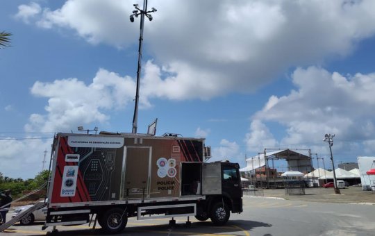 Reconhecimento facial encontra acusado de homicídio na Lavagem de Arembepe