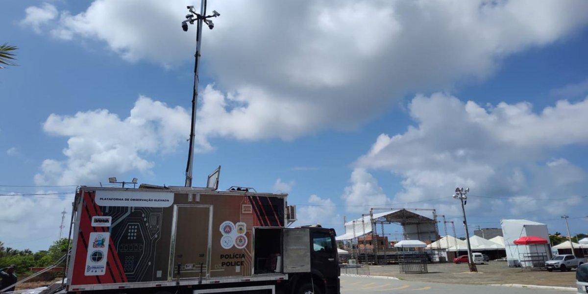 Reconhecimento facial encontra acusado de homicídio na Lavagem de Arembepe