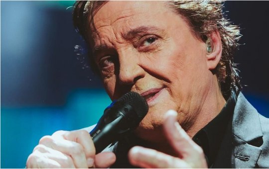 Fã transfere mais de 2 mil reais para falso Fábio Jr ao cair em golpe