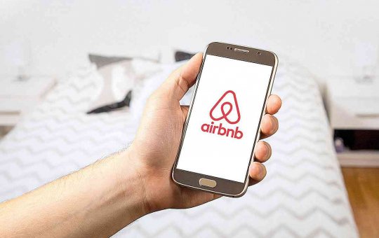 Novidade: Airbnb proíbe câmeras dentro de casas alugadas