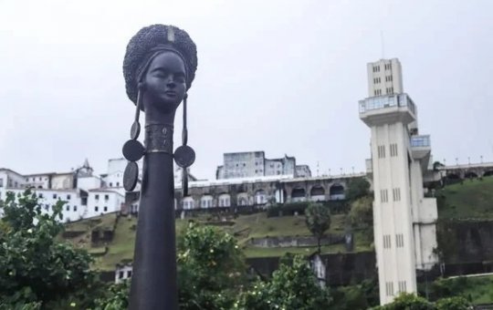 Praça Visconde de Cairu tem nome alterado; saiba qual