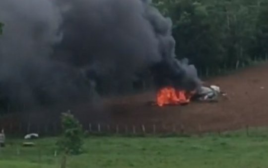 Avião cai na cidade de São Sebastião do Passé