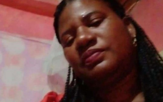 Mulher morre eletrocutada enquanto usava máquina de lavar roupas na Bahia