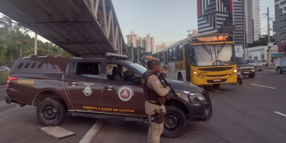 Polícia Militar recupera três veículos roubados no bairro de Novo Horizonte