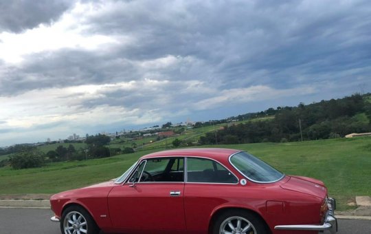 Idosa de 103 anos é flagrada ao volante com habilitação vencida na Itália