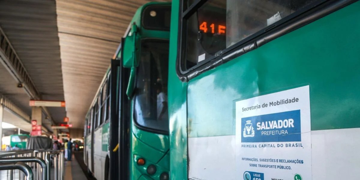Ônibus deixam de circular em Fazenda Coutos e no Parque das Bromélias