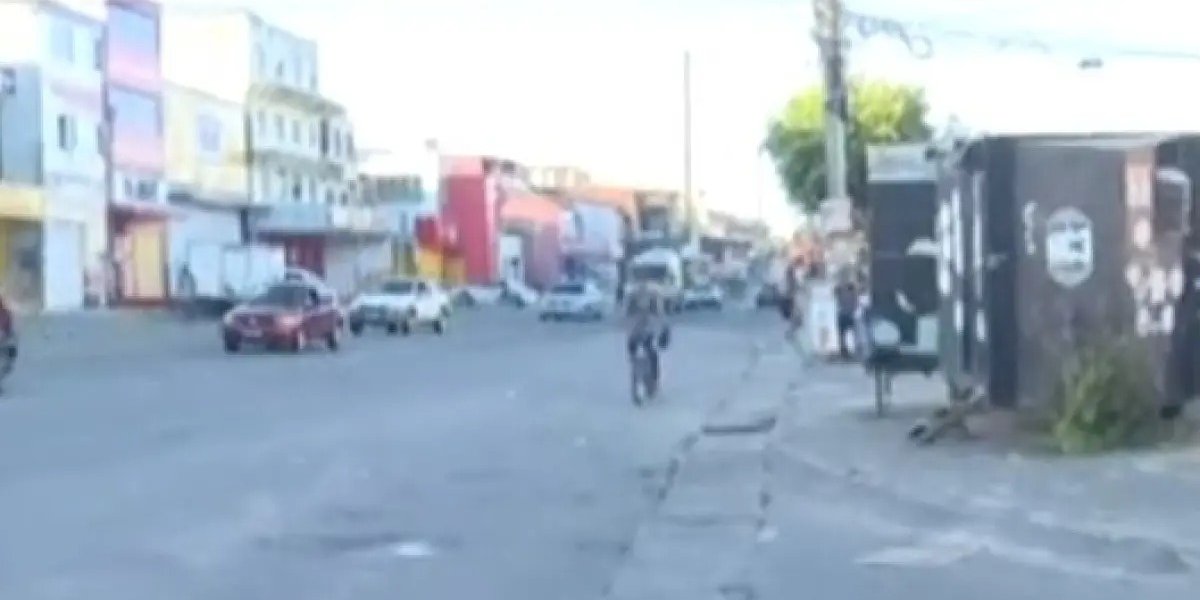 Fazenda Coutos amanhece sem ônibus nesta segunda-feira (18)