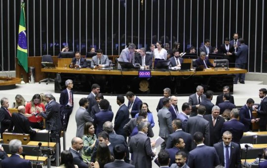 Fim da saidinha no feriado: Câmara aprova projeto que limita liberação de presos