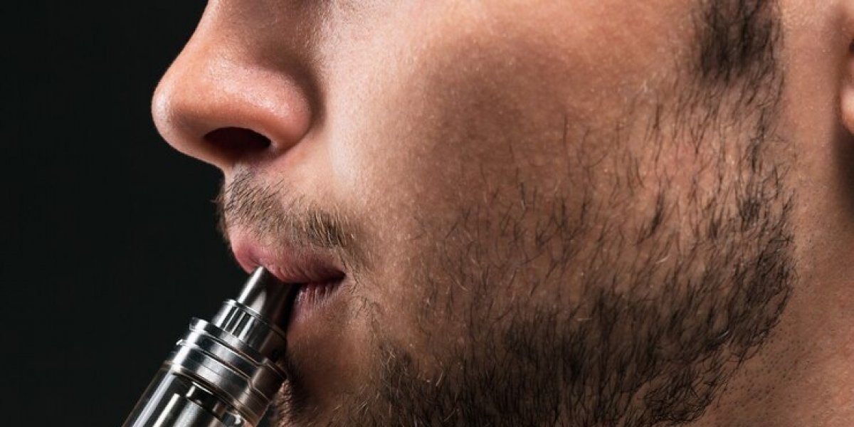 Estudo aponta malefícios do uso de cigarro eletrônico