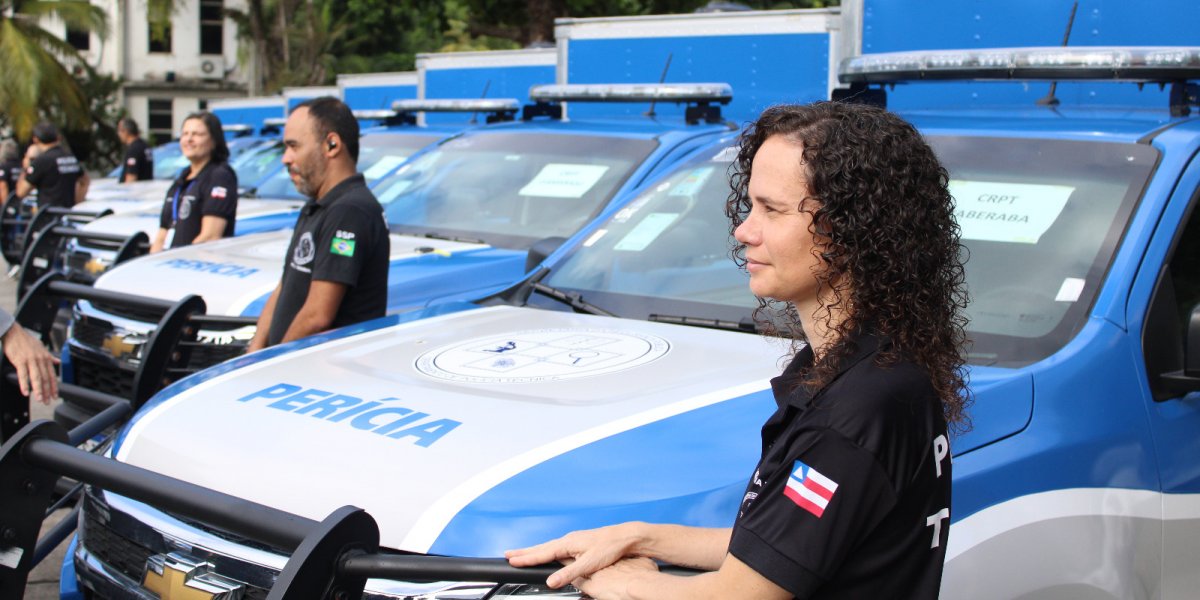 Polícia Técnica da Bahia recebe 19 veículos para rabecão e novo serviço digital