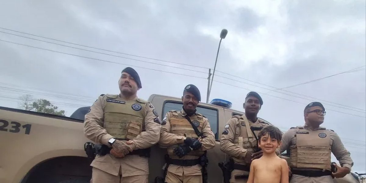 Polícia Militar encontra criança perdida na Bahia
