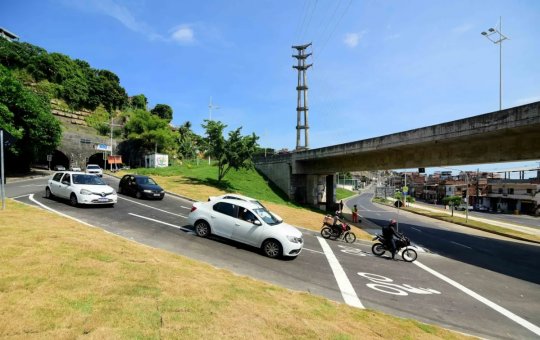 Congestionamento é reduzido na Avenida Suburbana com a inclusão do novo retorno