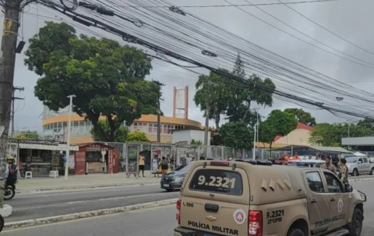 Homem é morto a tiros em ponto de ônibus próximo à Uneb