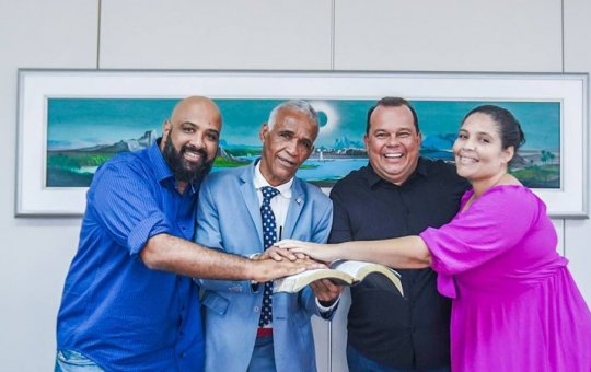 Família em sintonia; Isidório garante que lançará a filha como pré-candidata