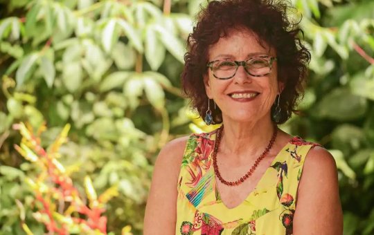 Escritora Roseana Murray é atacada por pitbulls; estado de saúde é grave
