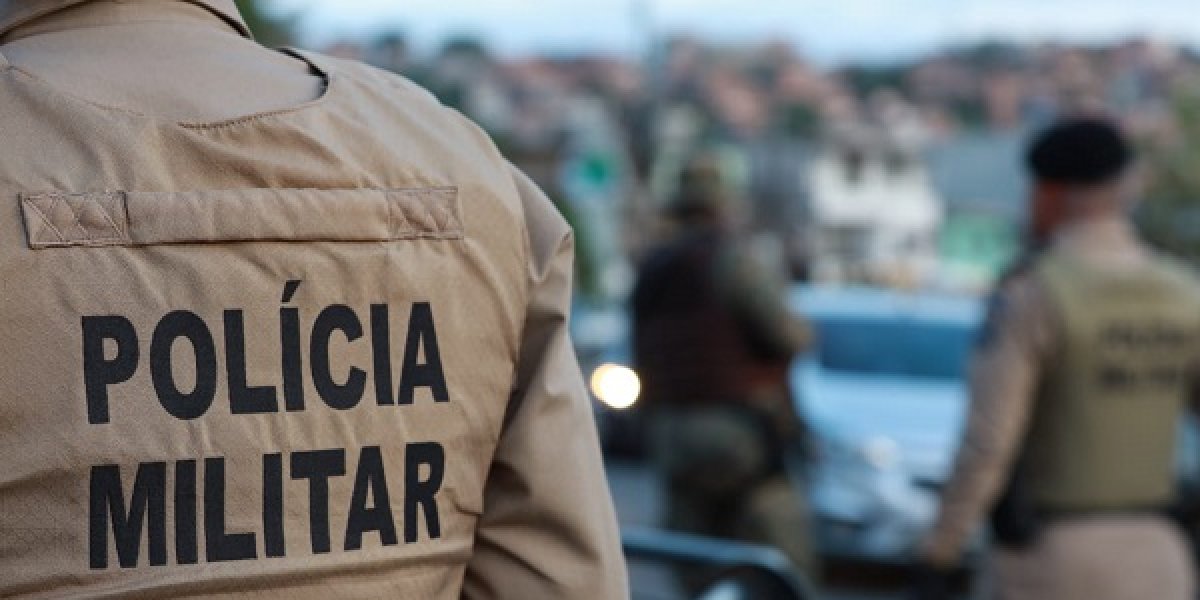 Homem é baleado em frente a supermercado no Largo das Sete Portas