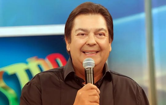 Faustão recebe alta hospitalar após 54 dias internado