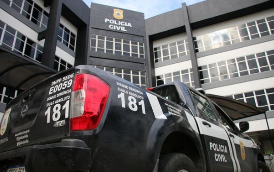 Homem é vítima de bala perdida dentro de casa em Pero Vaz